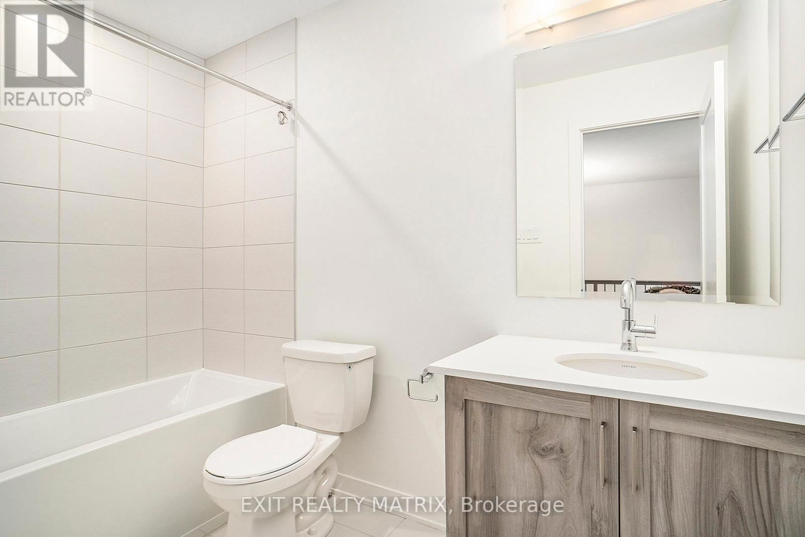 951 COLOGNE STREET Image 25