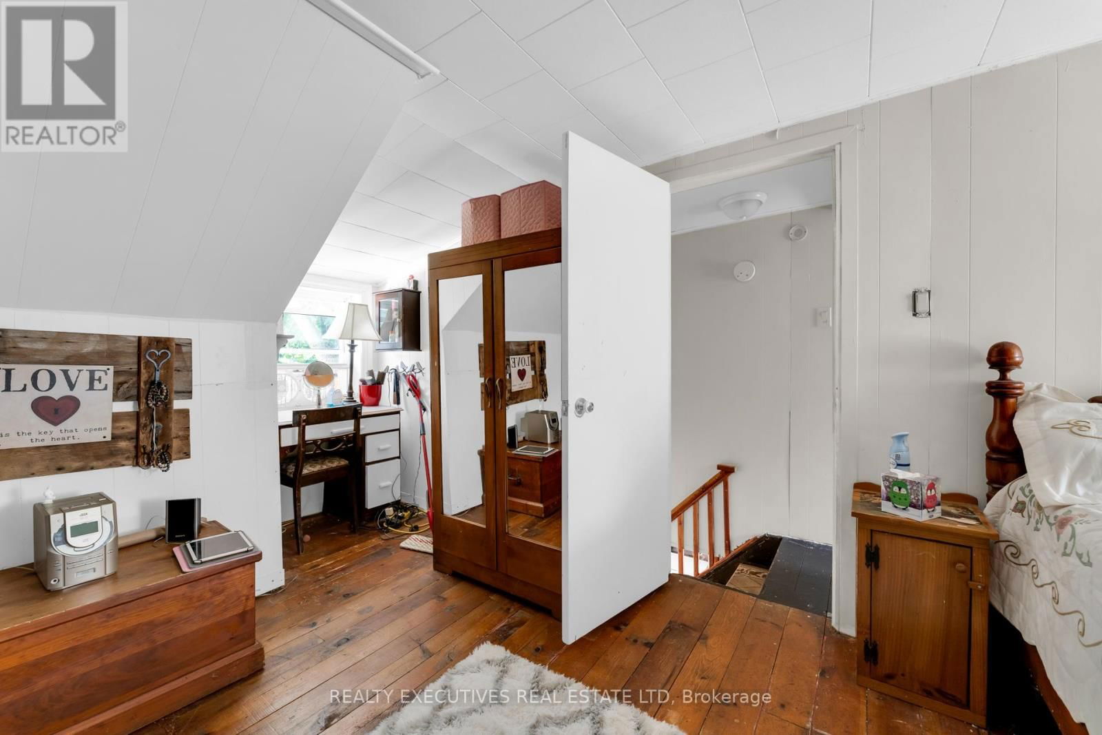 26-28 HALTON STREET Image 30