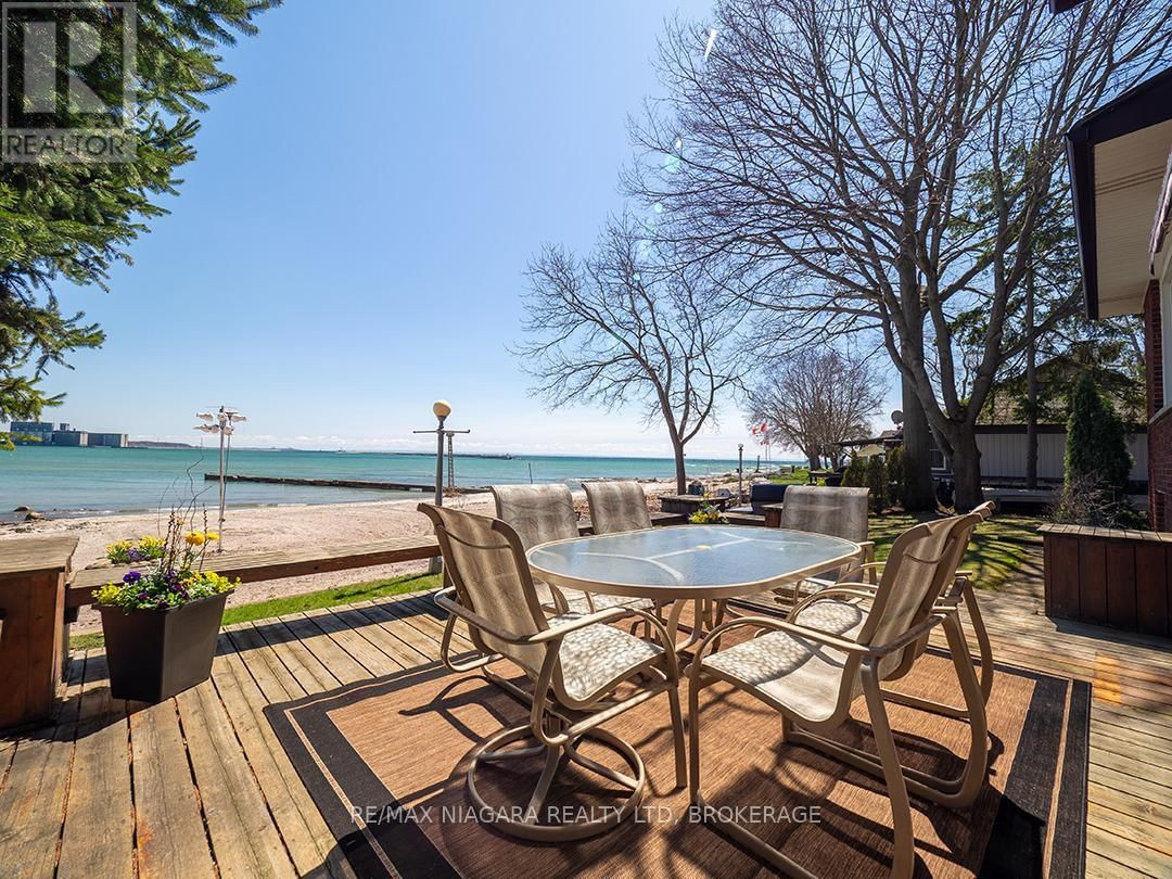 31 OAKRIDGE CRESCENT Image 14