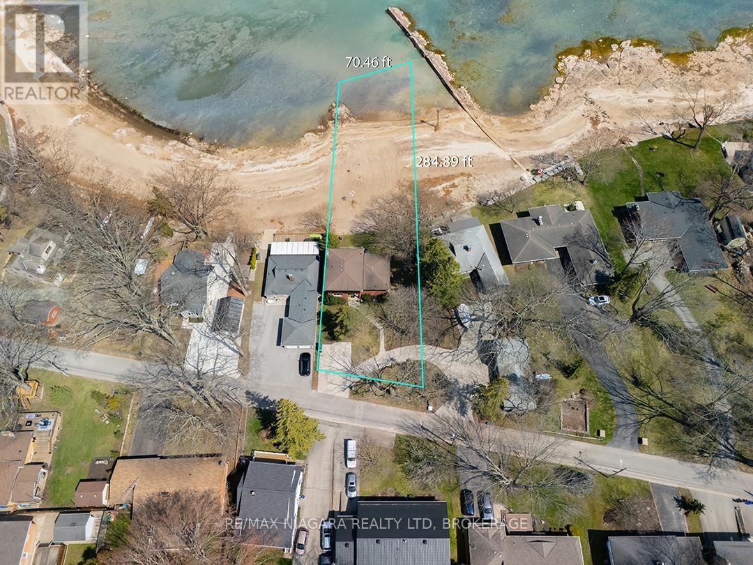 31 OAKRIDGE CRESCENT Image 3