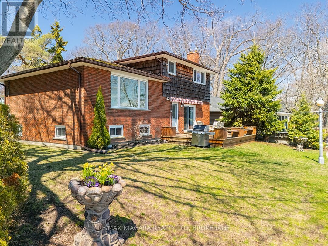 31 OAKRIDGE CRESCENT Image 38
