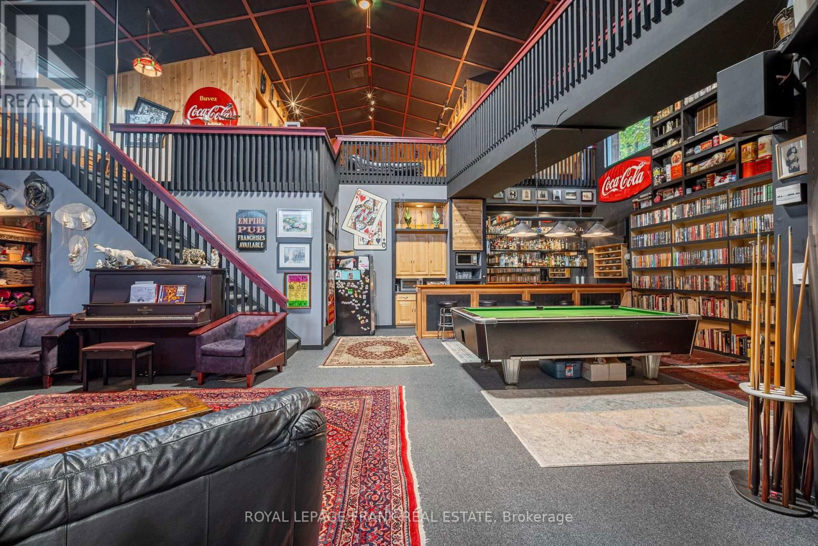 1329 TRAPPERS LANE Image 15