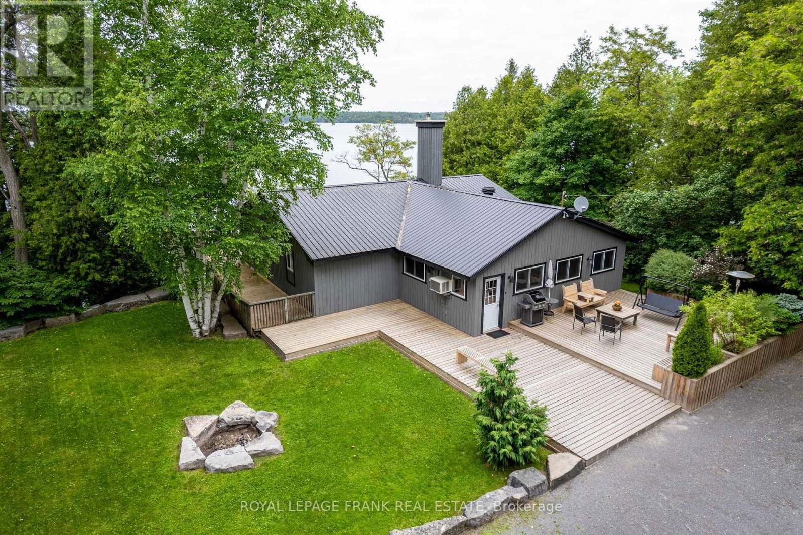 1329 TRAPPERS LANE Image 27