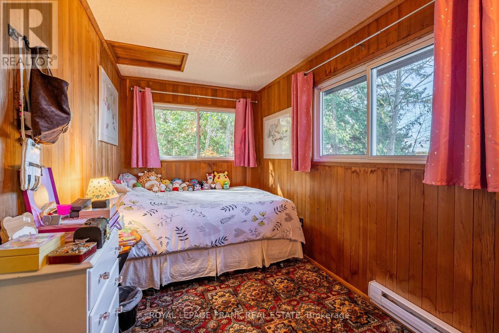 1329 TRAPPERS LANE Image 34
