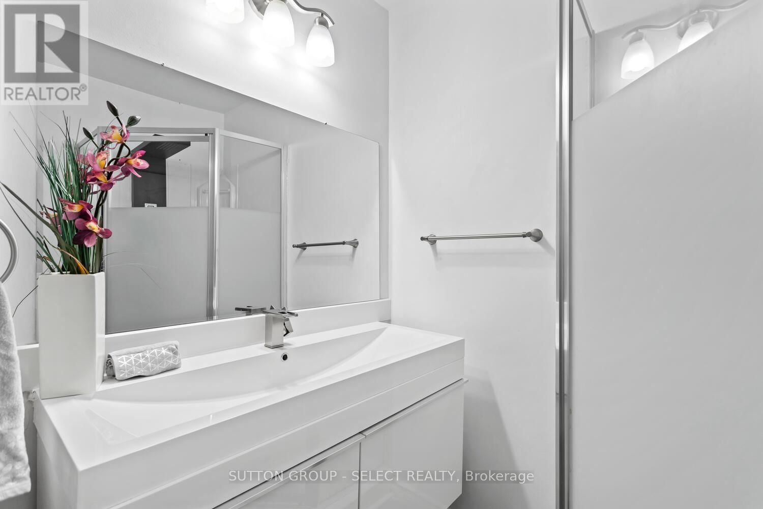 25 COTTONWOOD CRESCENT Image 27