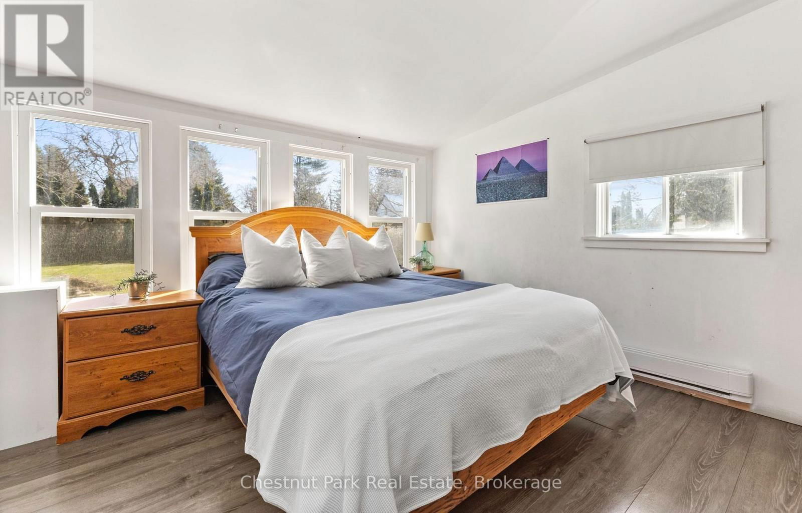 5 SPADINA AVENUE Image 19