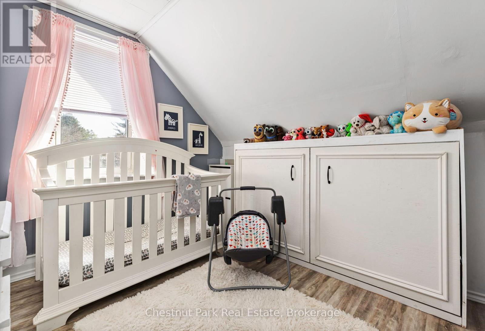 5 SPADINA AVENUE Image 23
