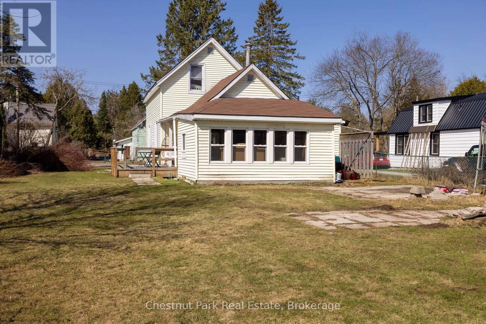 5 SPADINA AVENUE Image 27