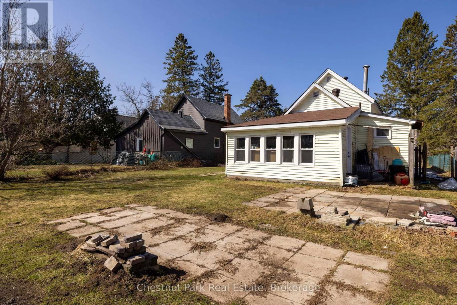 5 SPADINA AVENUE Image 29