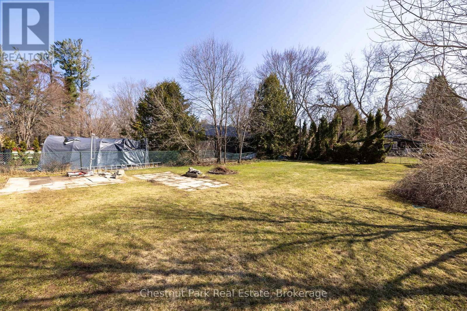 5 SPADINA AVENUE Image 32
