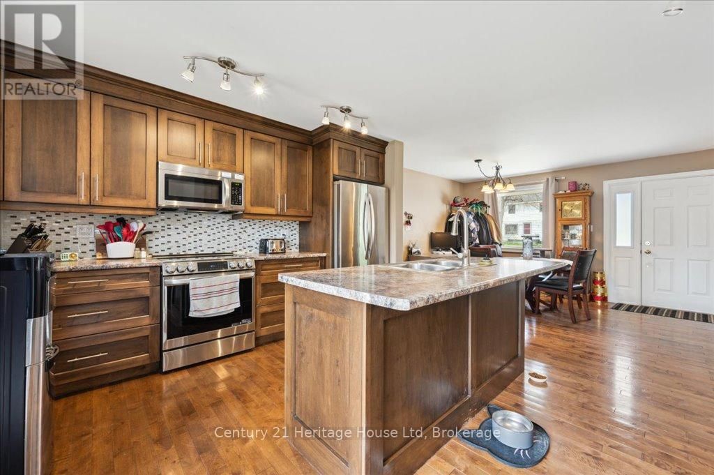 79 INGERSOLL STREET Image 12