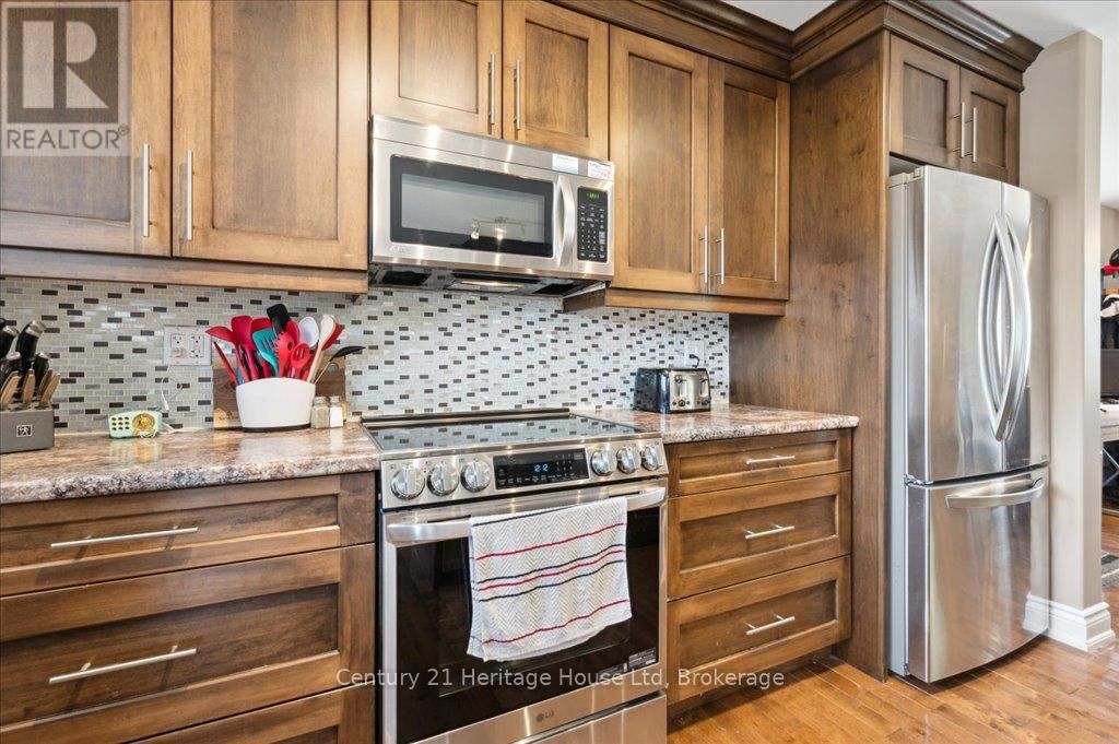 79 INGERSOLL STREET Image 14