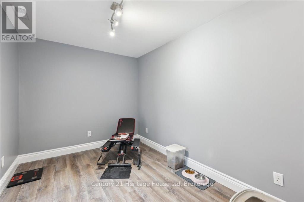 79 INGERSOLL STREET Image 25