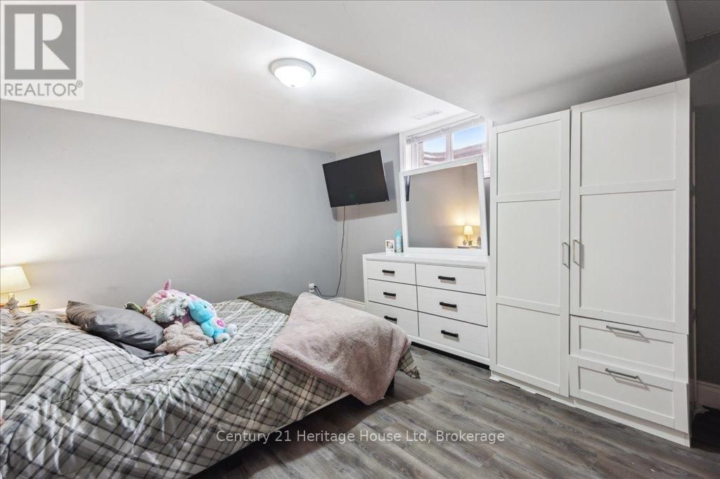 79 INGERSOLL STREET Image 26