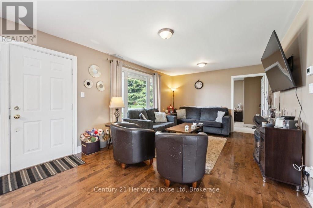 79 INGERSOLL STREET Image 7