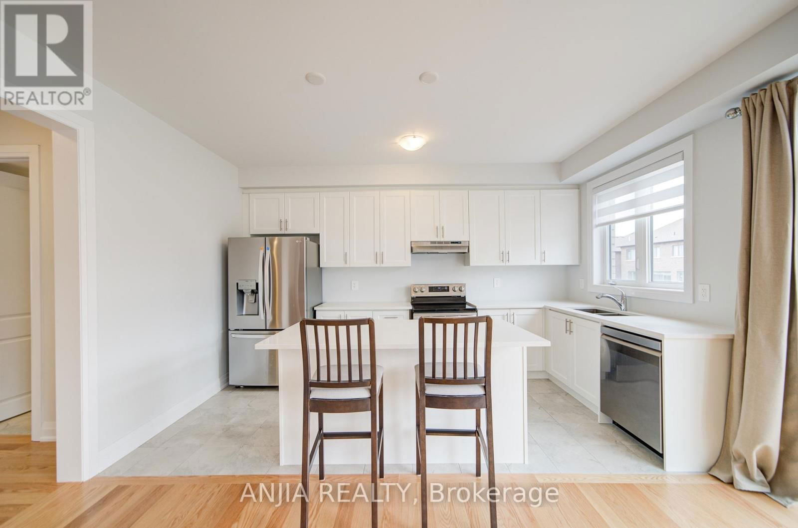 45 CORLEY STREET Image 12