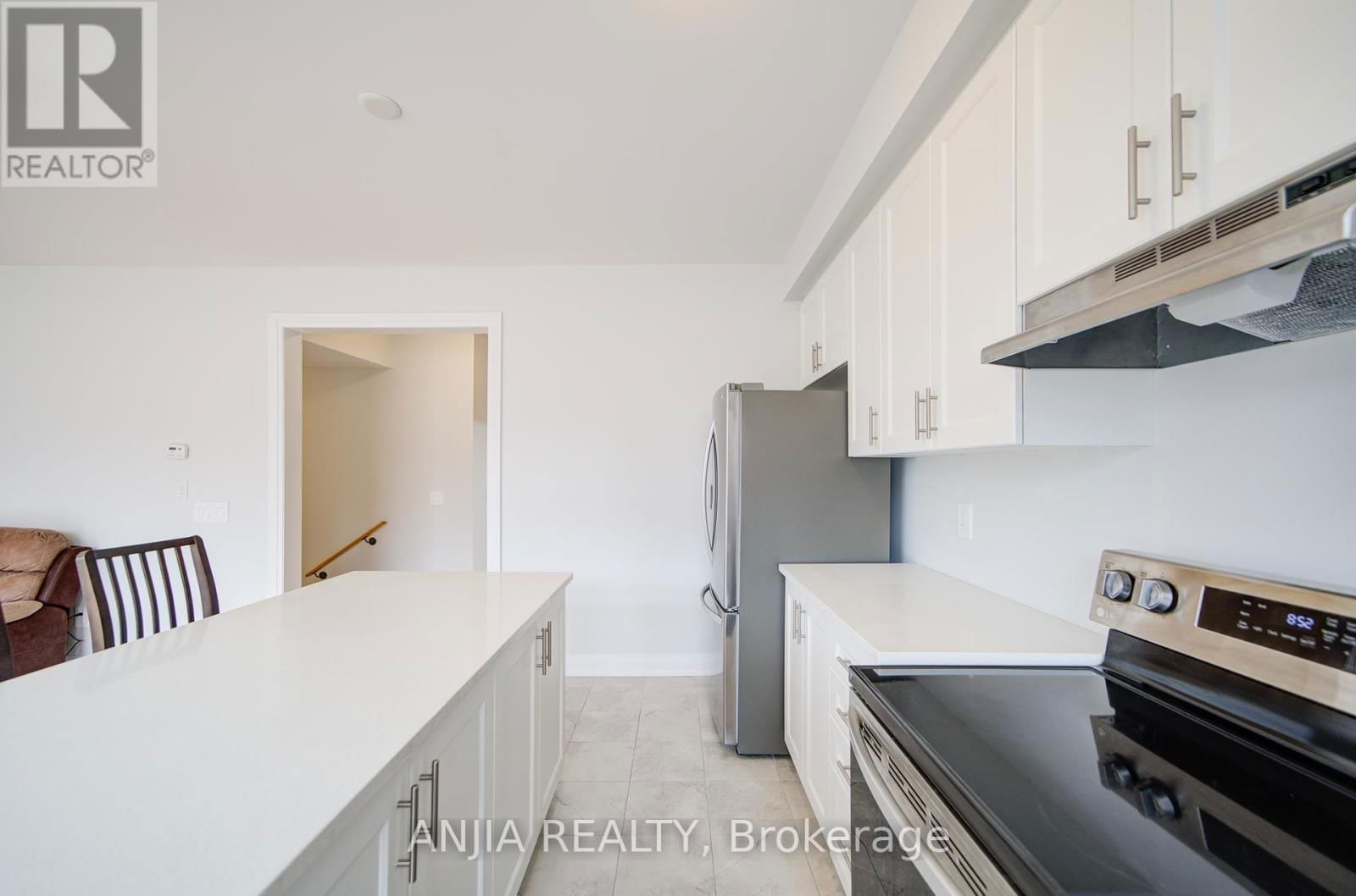 45 CORLEY STREET Image 15