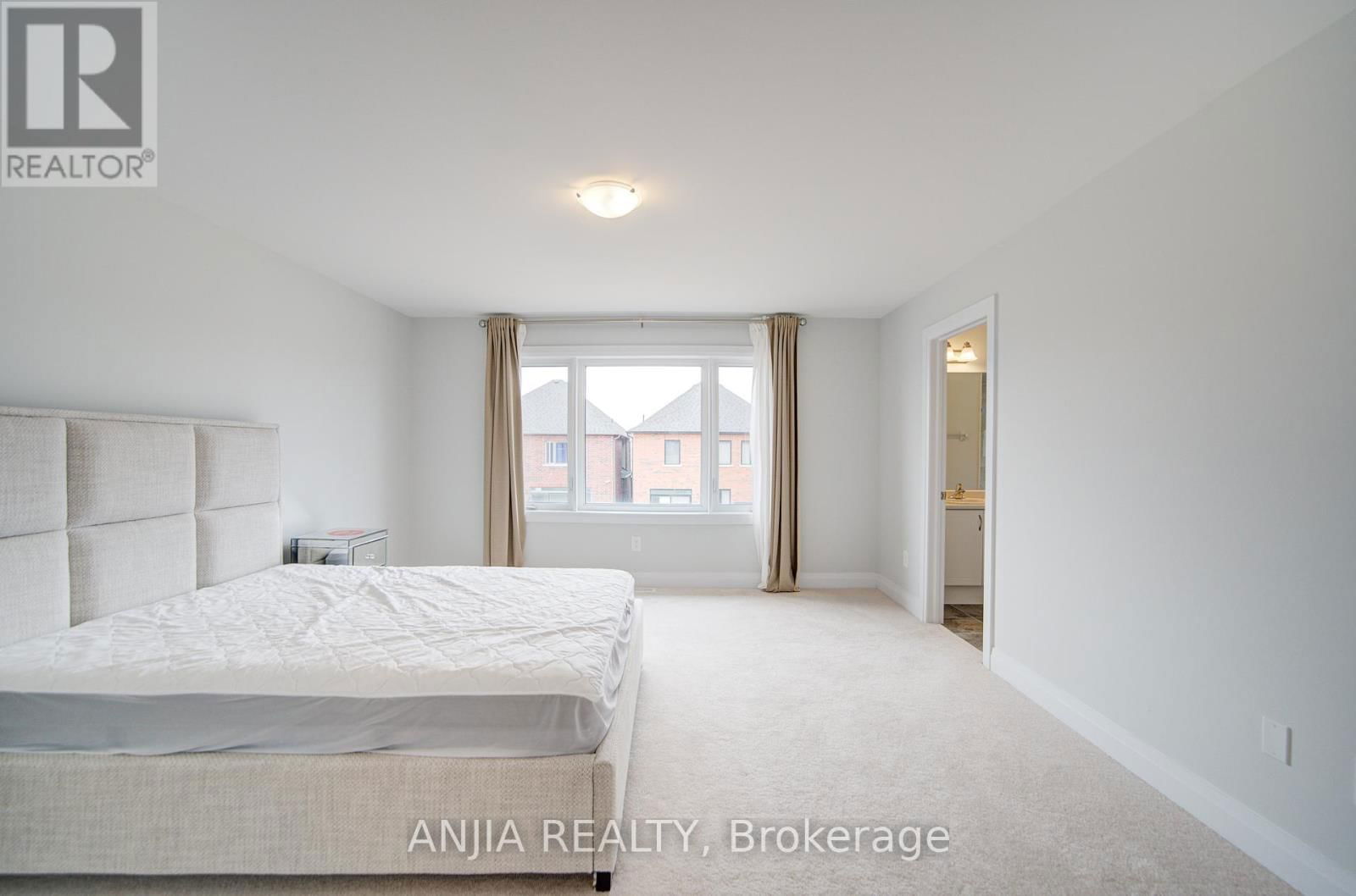 45 CORLEY STREET Image 27