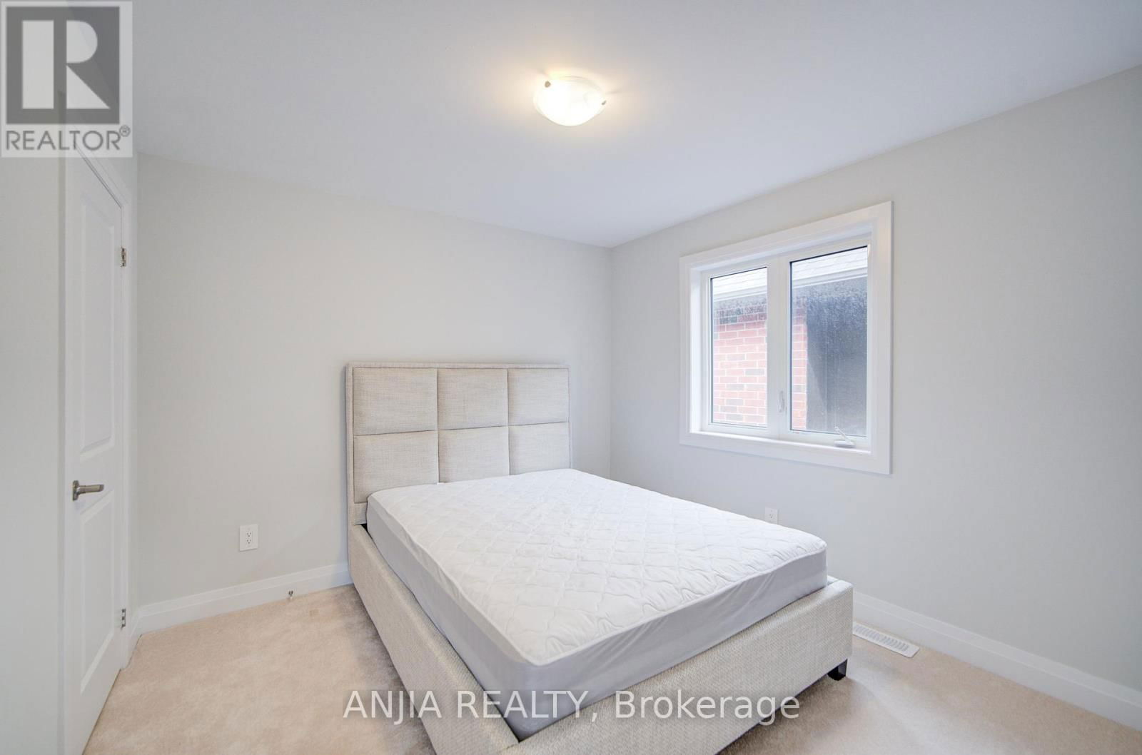 45 CORLEY STREET Image 37