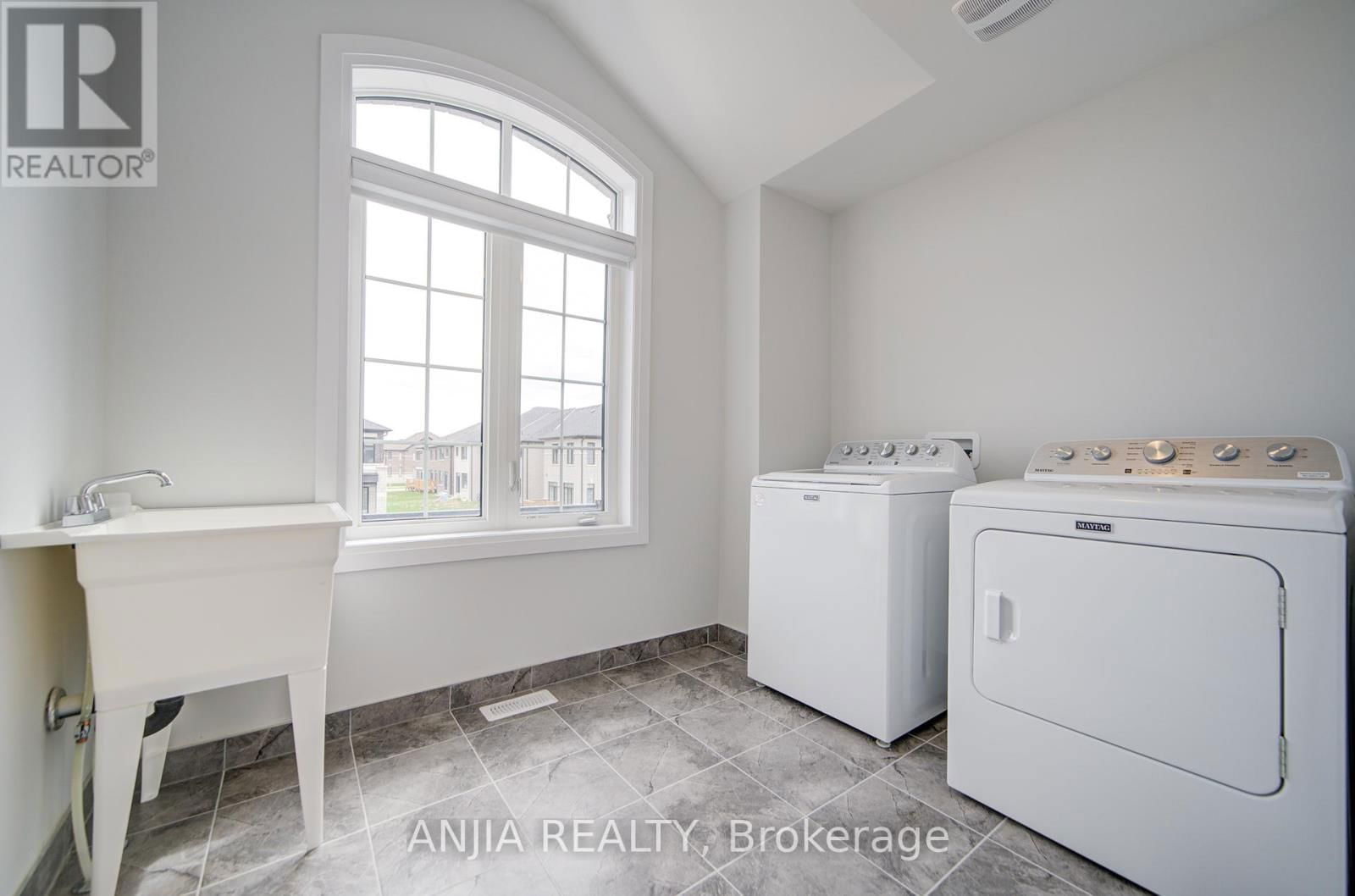 45 CORLEY STREET Image 45