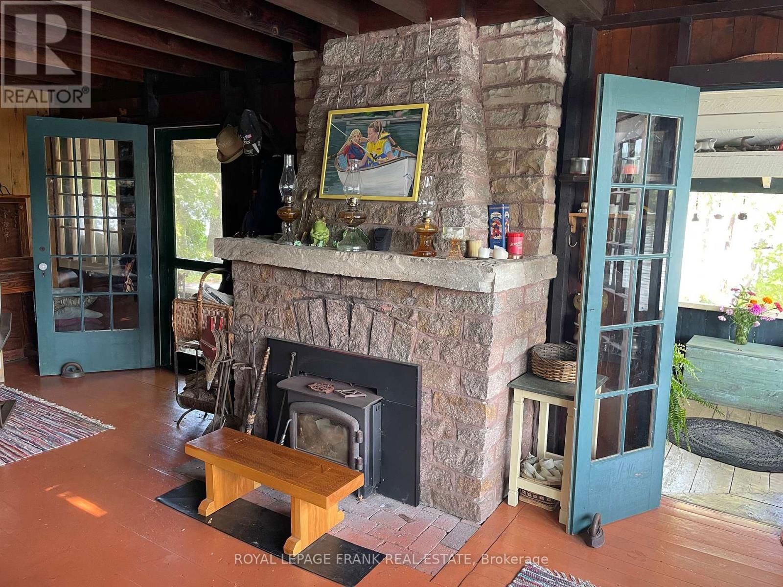 422 ISLAND 11A Image 10