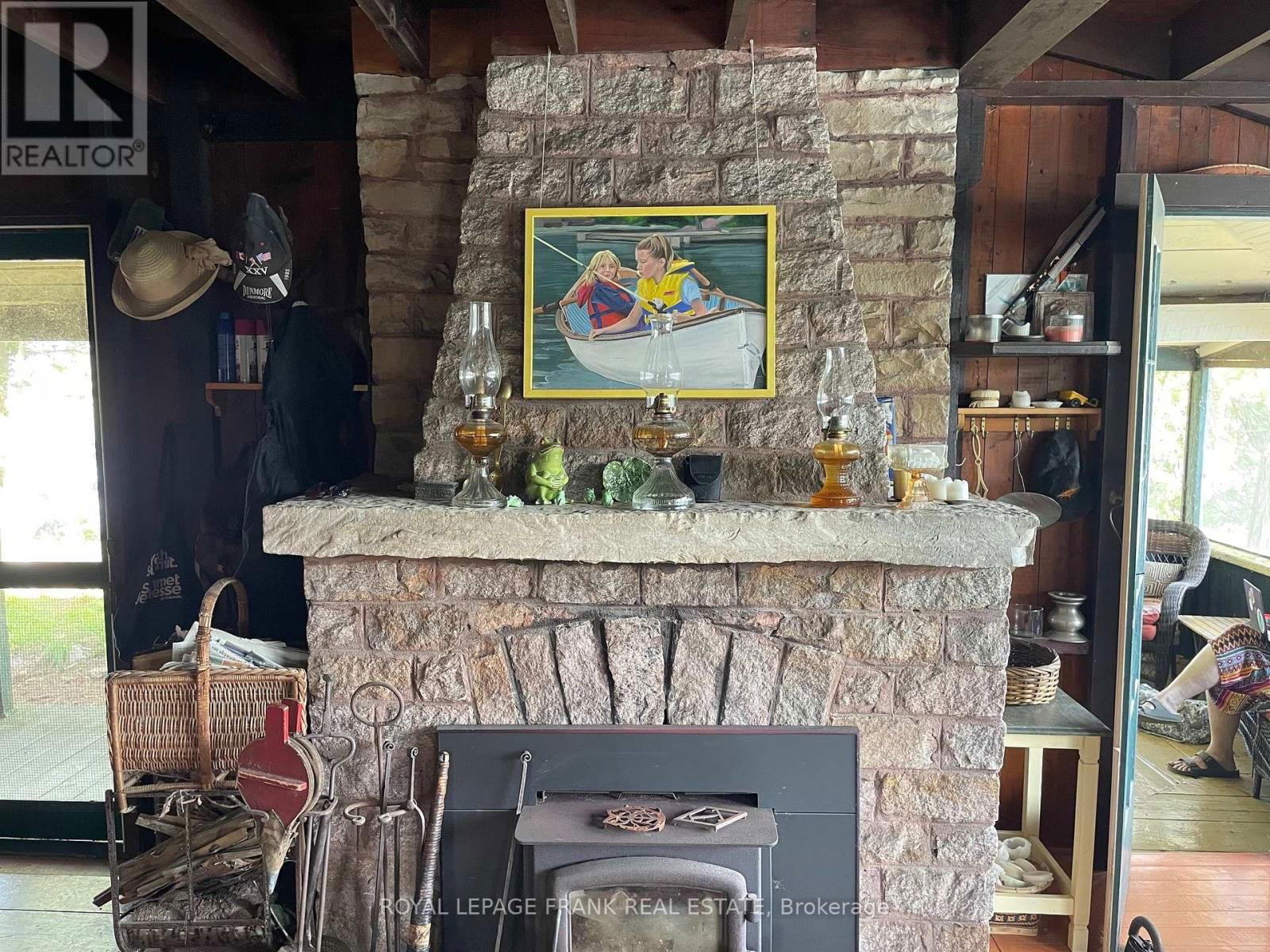 422 ISLAND 11A Image 11