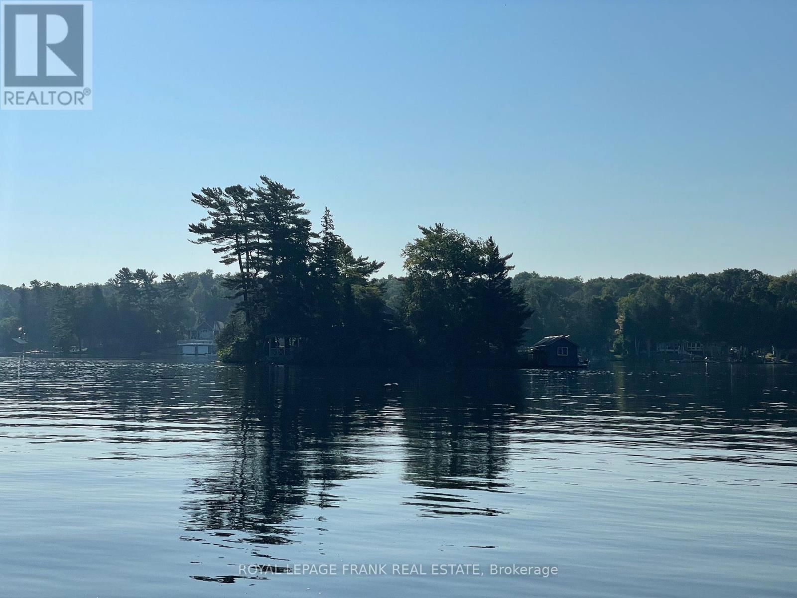 422 ISLAND 11A Image 25