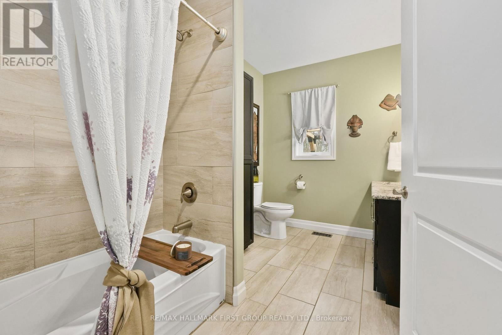 880 DINGMAN ROAD Image 26