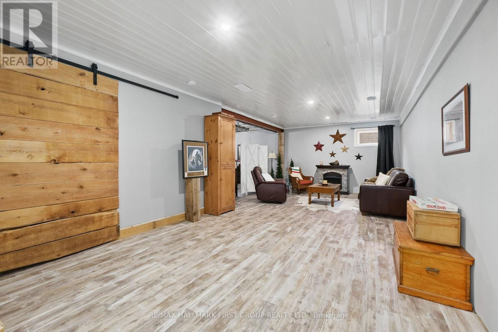 880 DINGMAN ROAD Image 34