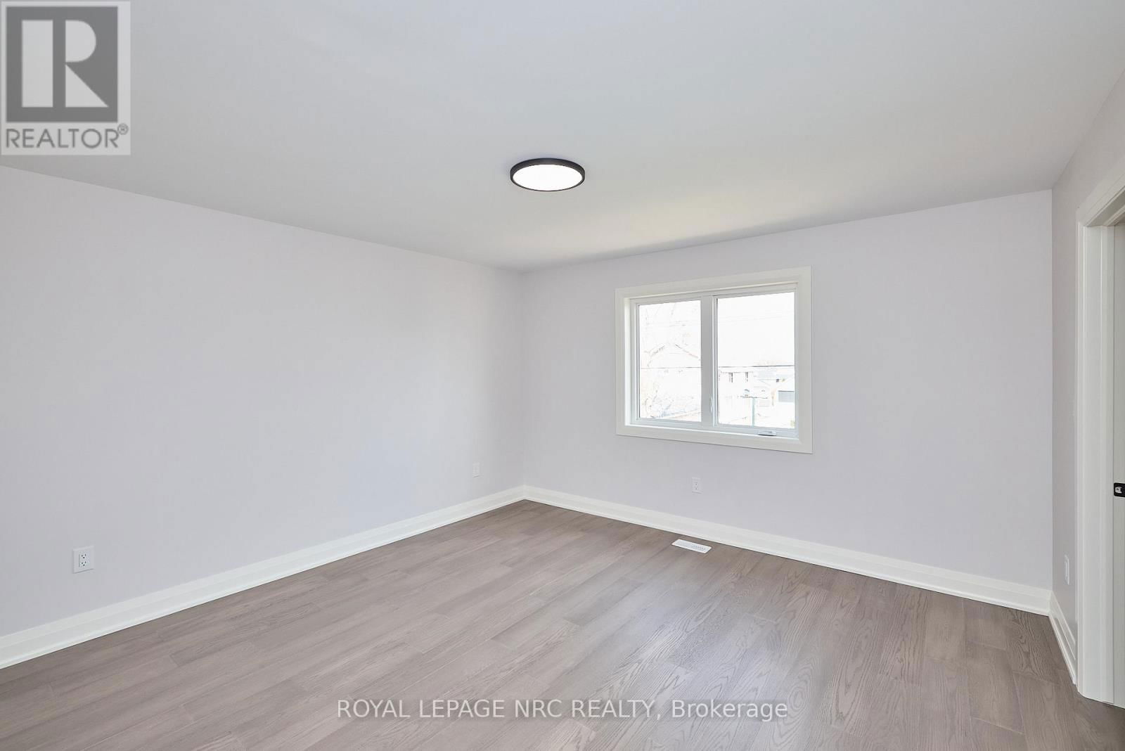 195 HODGKINS AVENUE Image 25