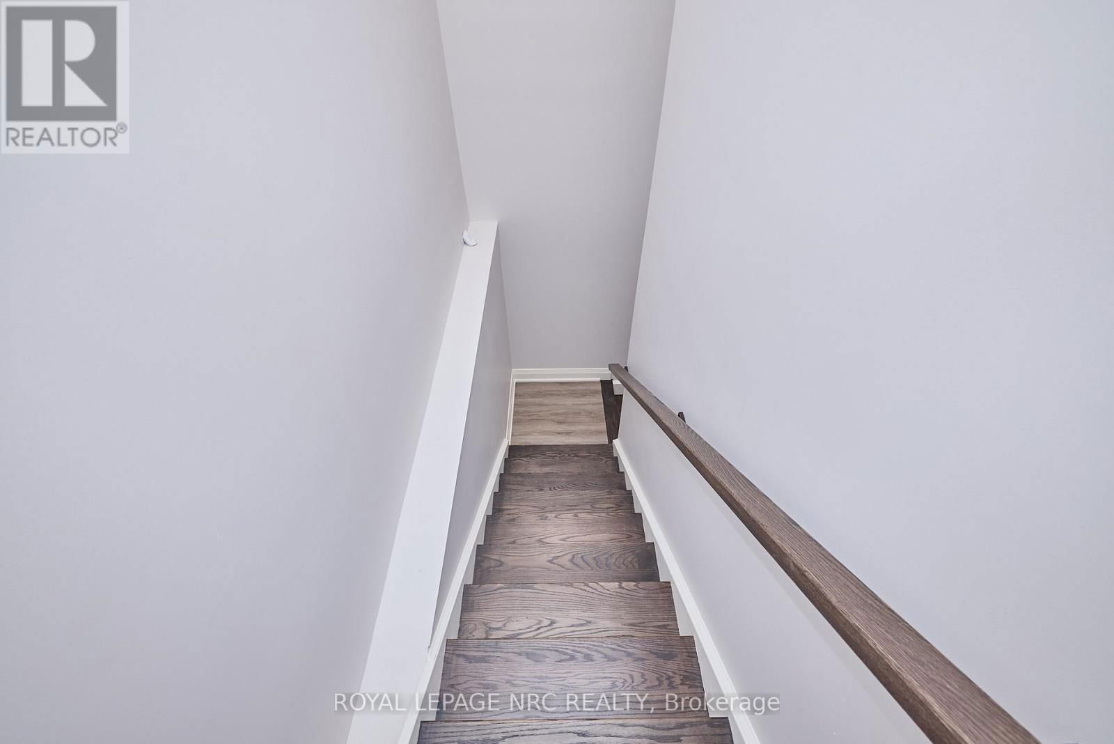 195 HODGKINS AVENUE Image 32