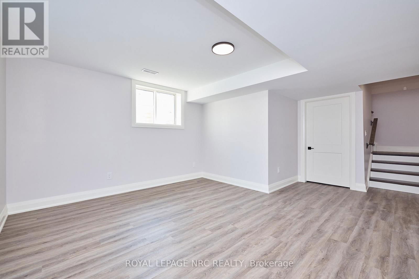 195 HODGKINS AVENUE Image 34