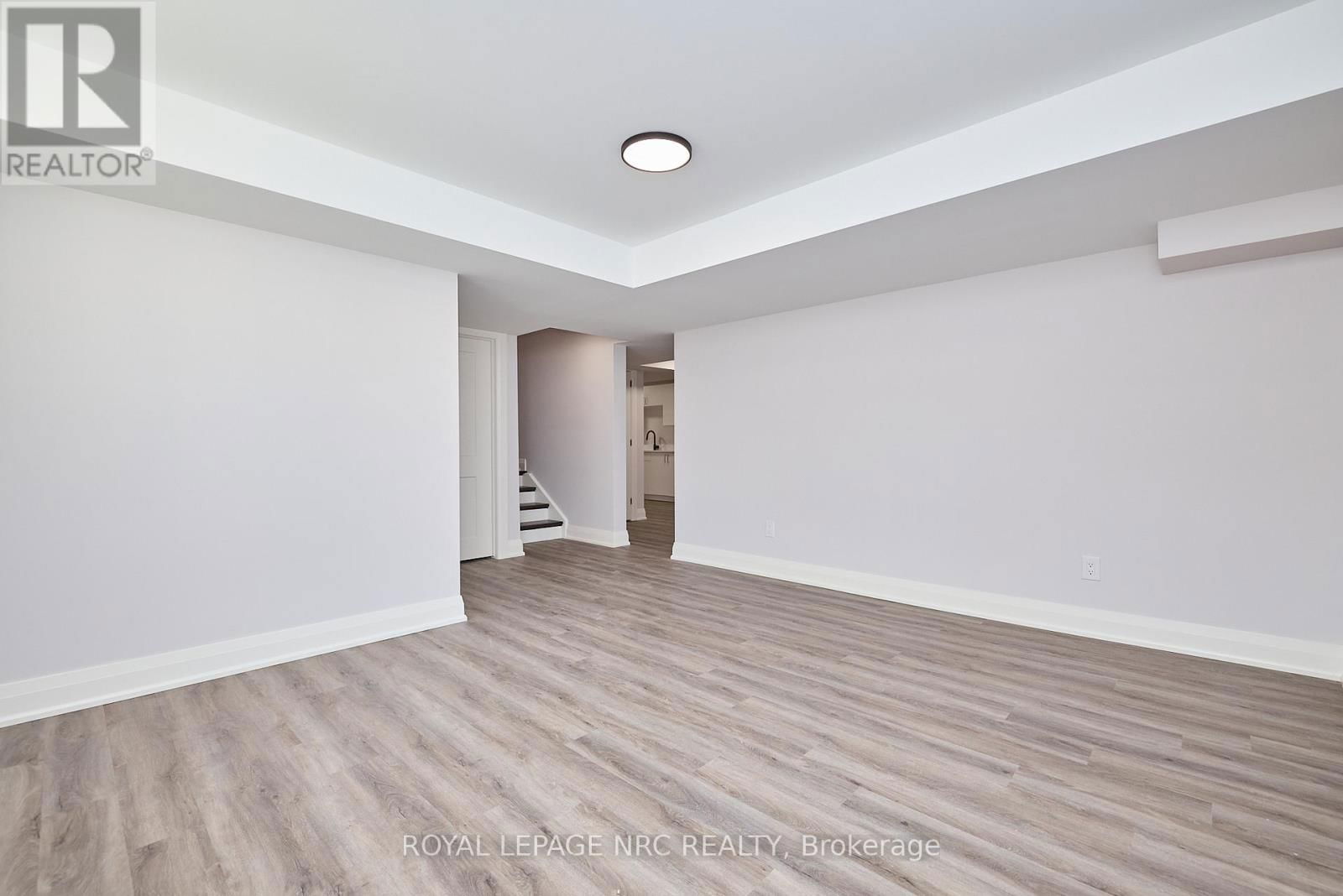 195 HODGKINS AVENUE Image 35