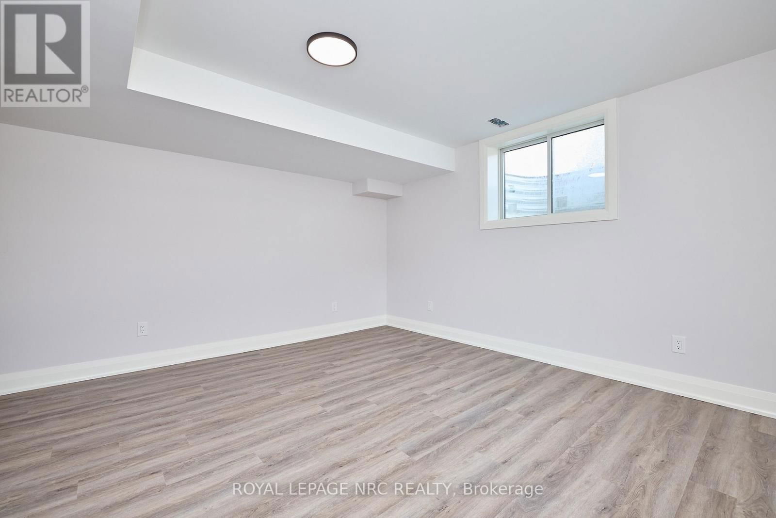 195 HODGKINS AVENUE Image 36