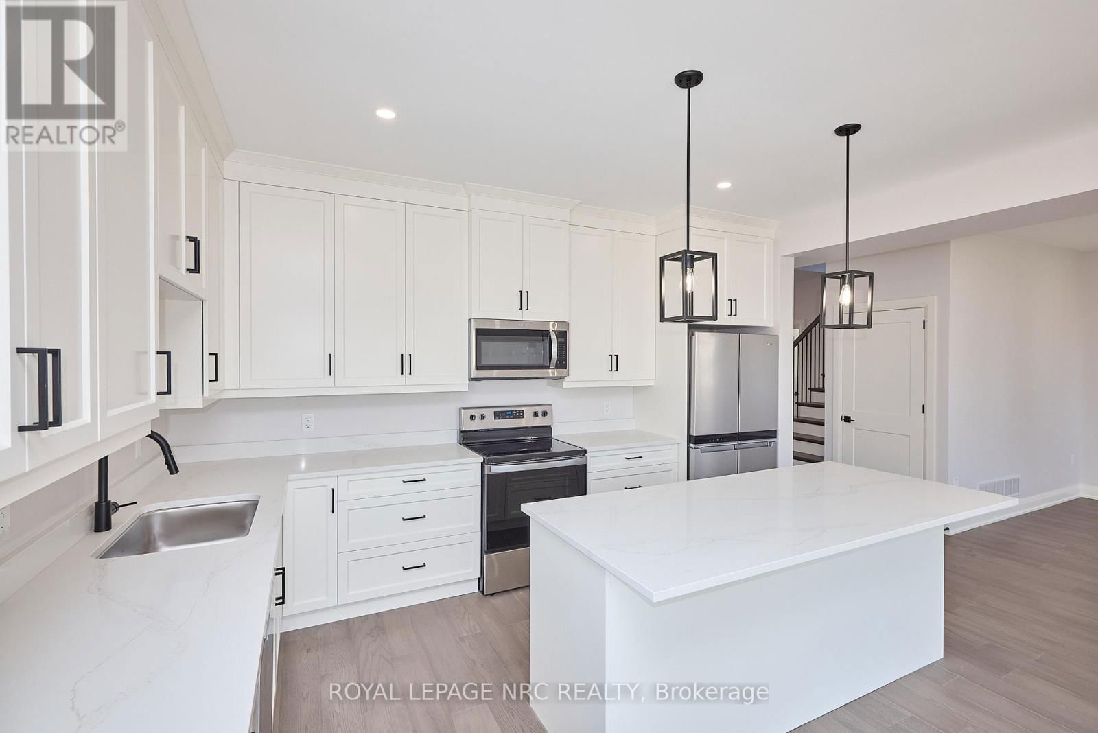 195 HODGKINS AVENUE Image 7