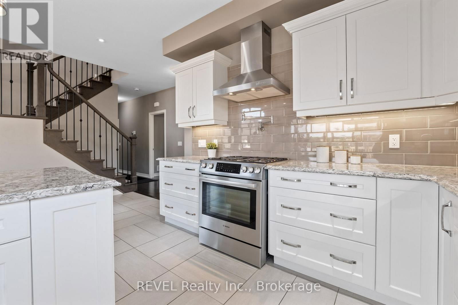 9232 SHOVELLER DRIVE Image 14