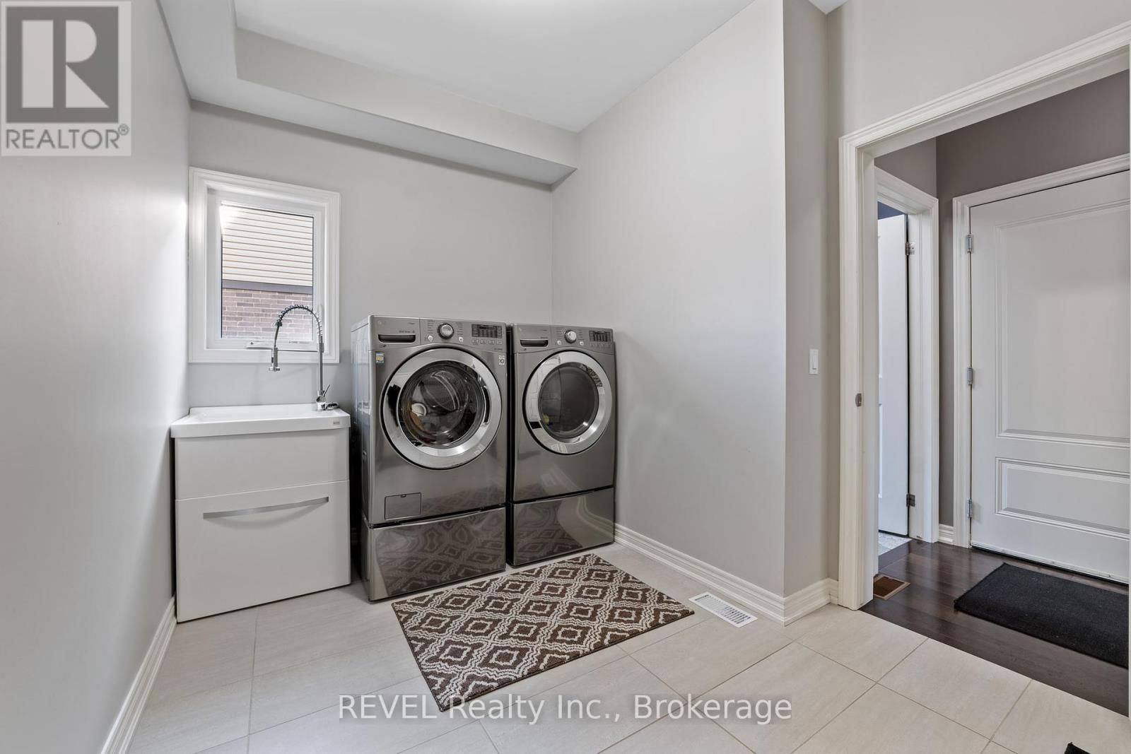 9232 SHOVELLER DRIVE Image 22