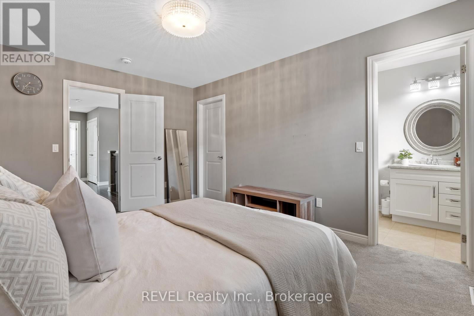 9232 SHOVELLER DRIVE Image 31