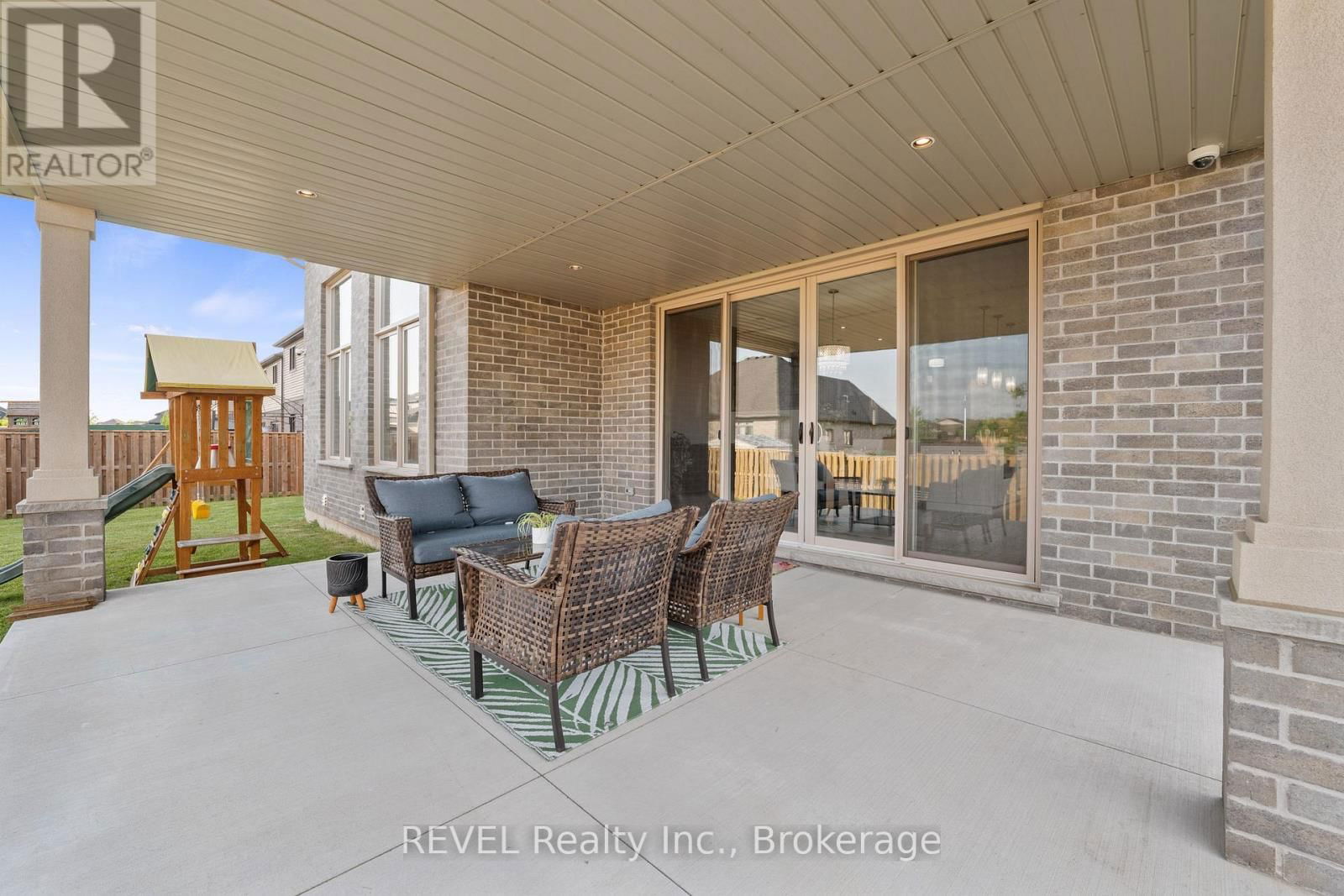 9232 SHOVELLER DRIVE Image 36