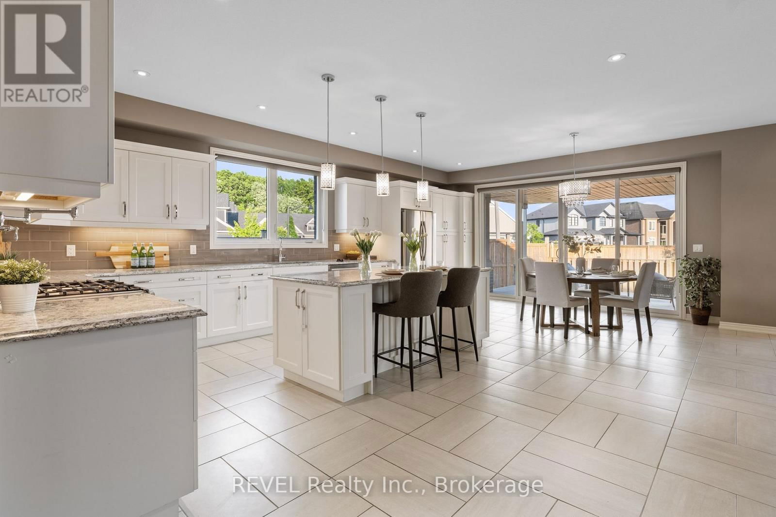 9232 SHOVELLER DRIVE Image 9