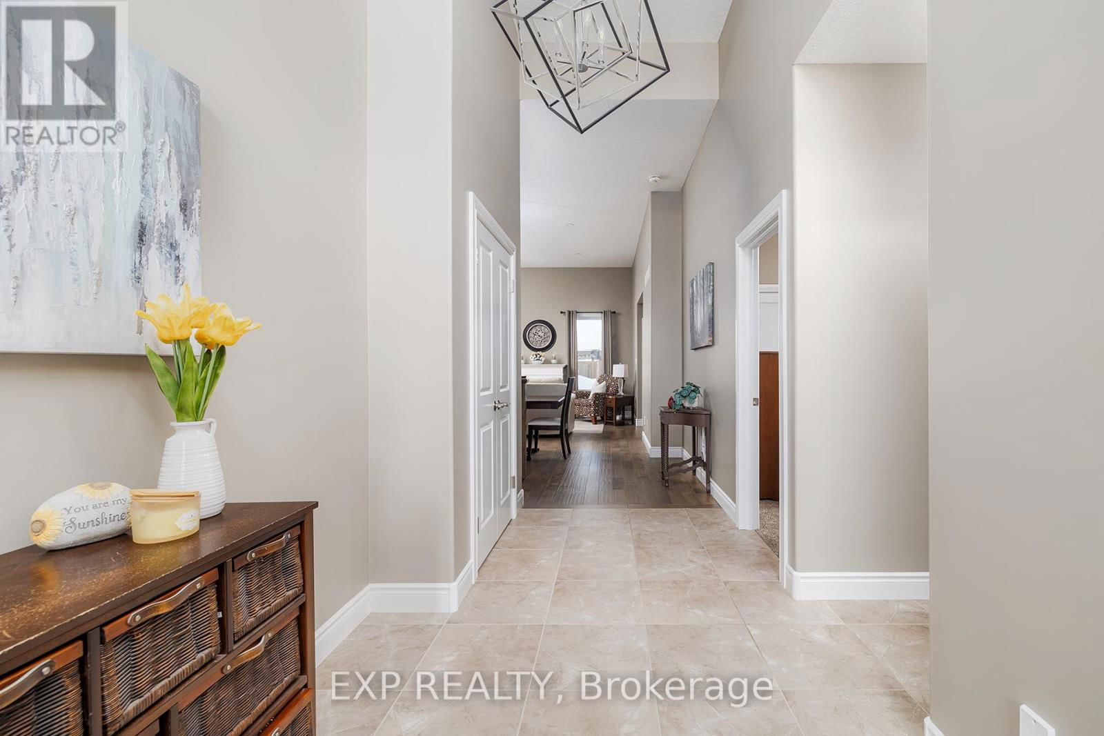 86 FORBES CRESCENT Image 4