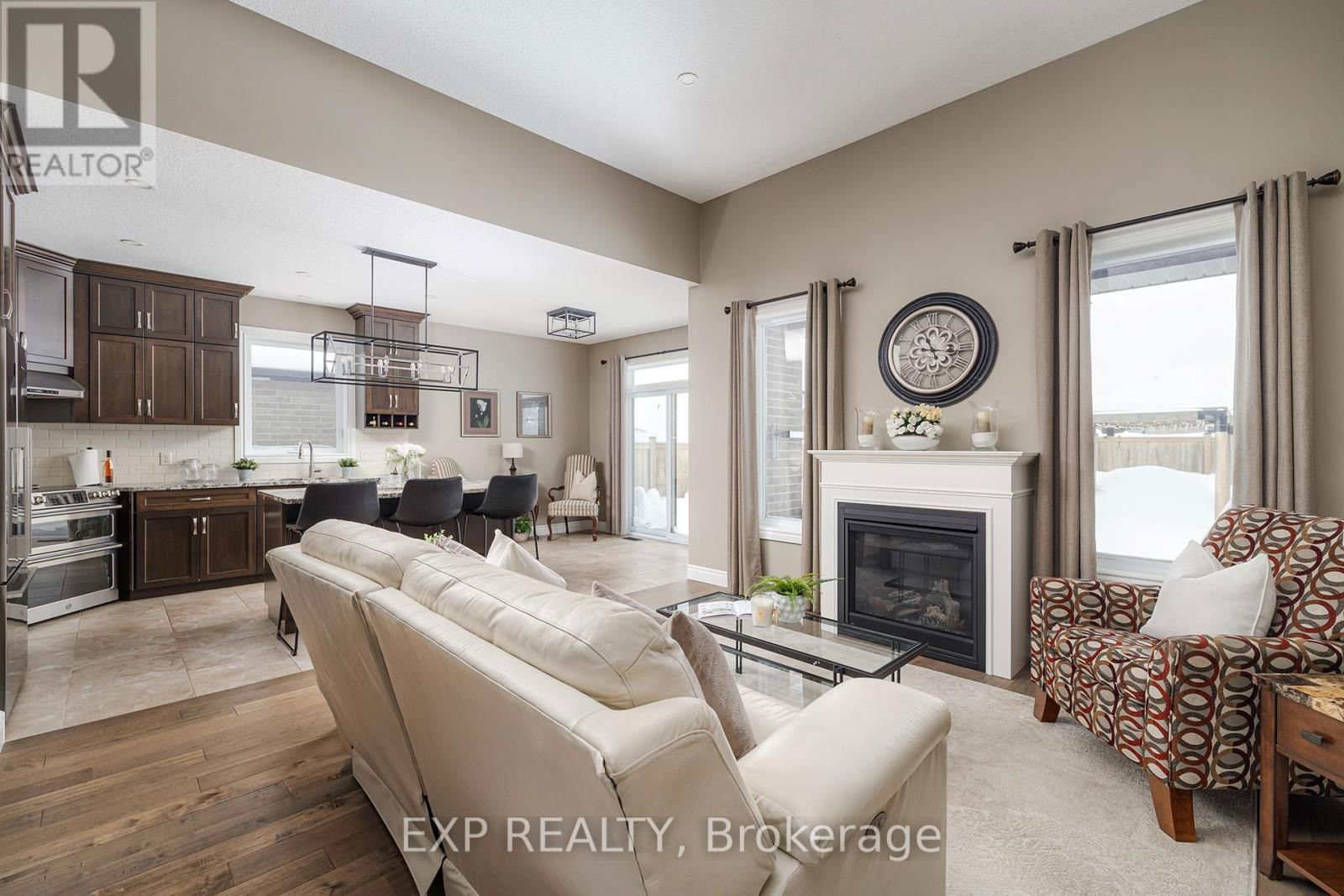 86 FORBES CRESCENT Image 6