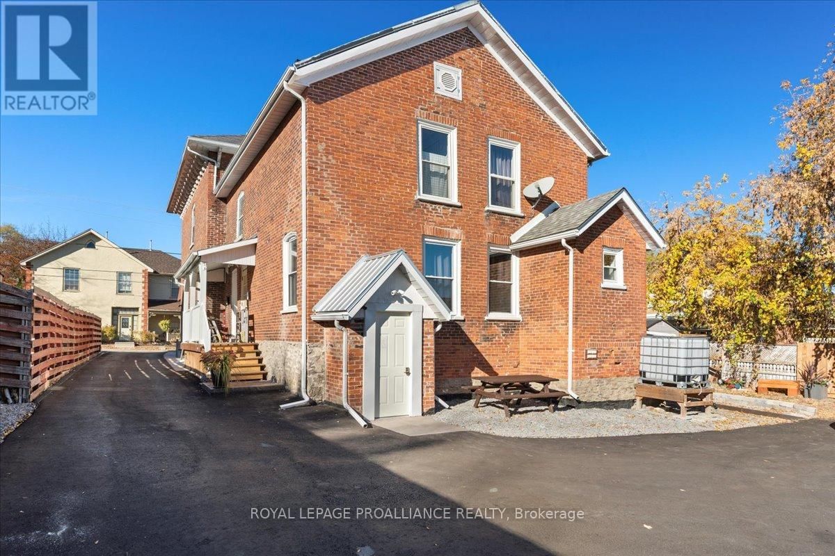 13 CHURCH STREET SOUTH Image 33