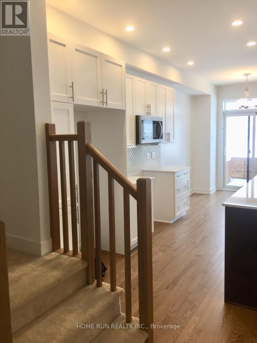 940 BRIAN GOOD AVENUE Image 3