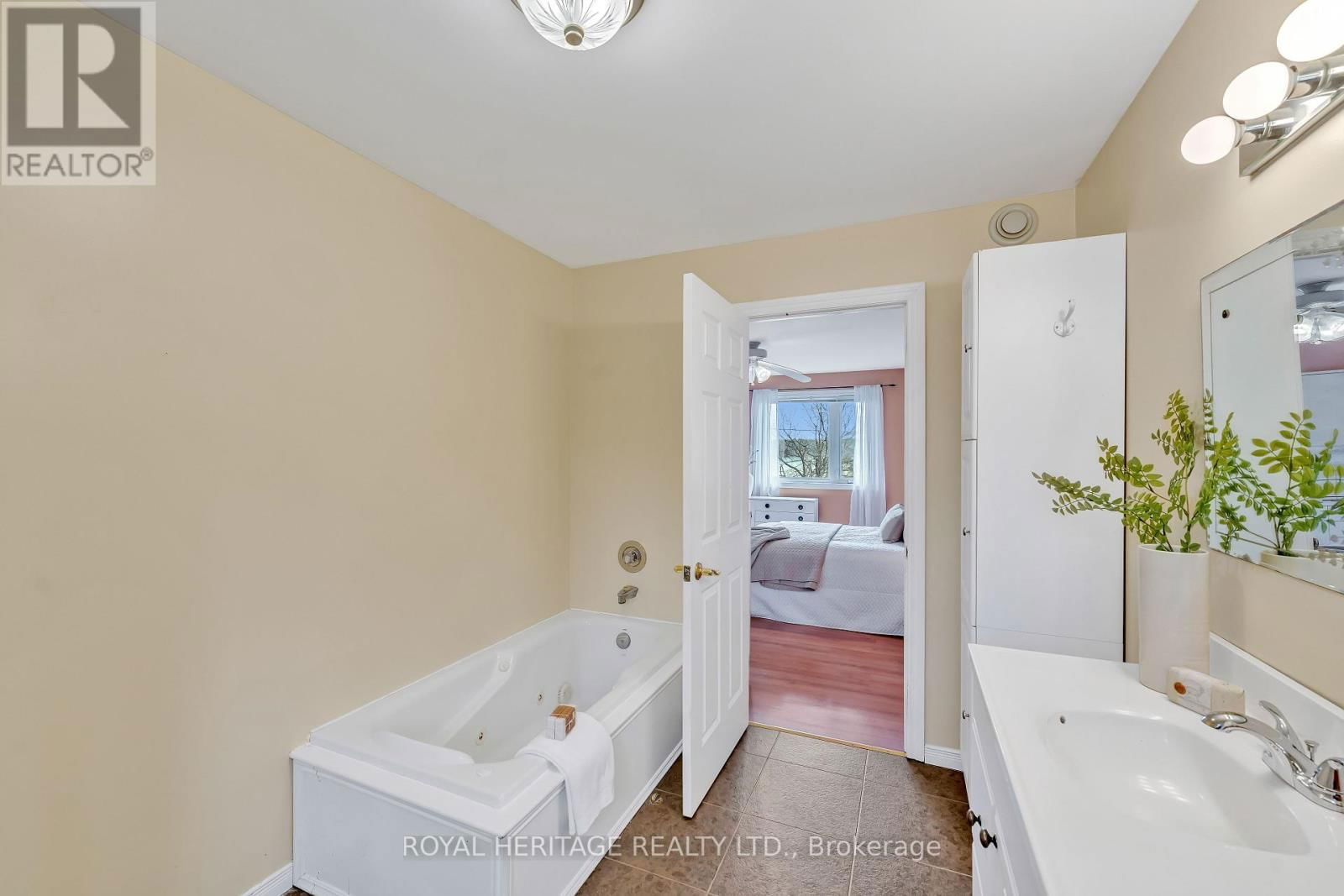 7351 BYERS ROAD Image 29