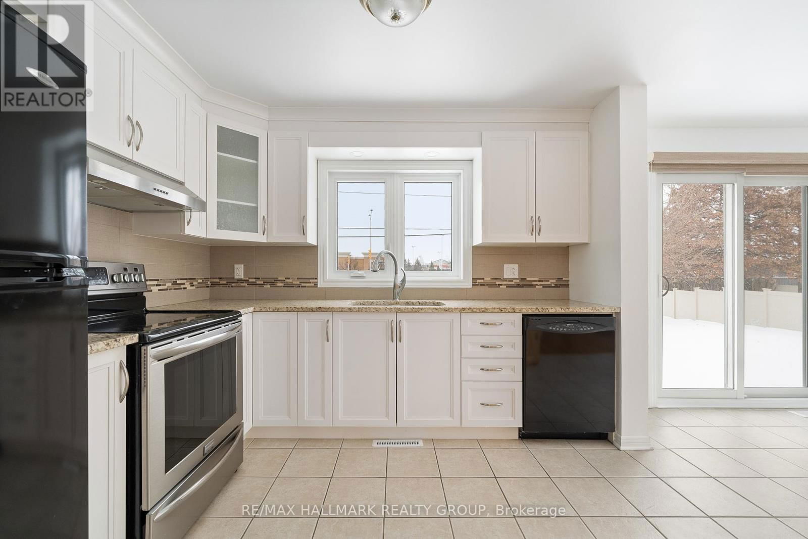 207 PARK GROVE DRIVE Image 16