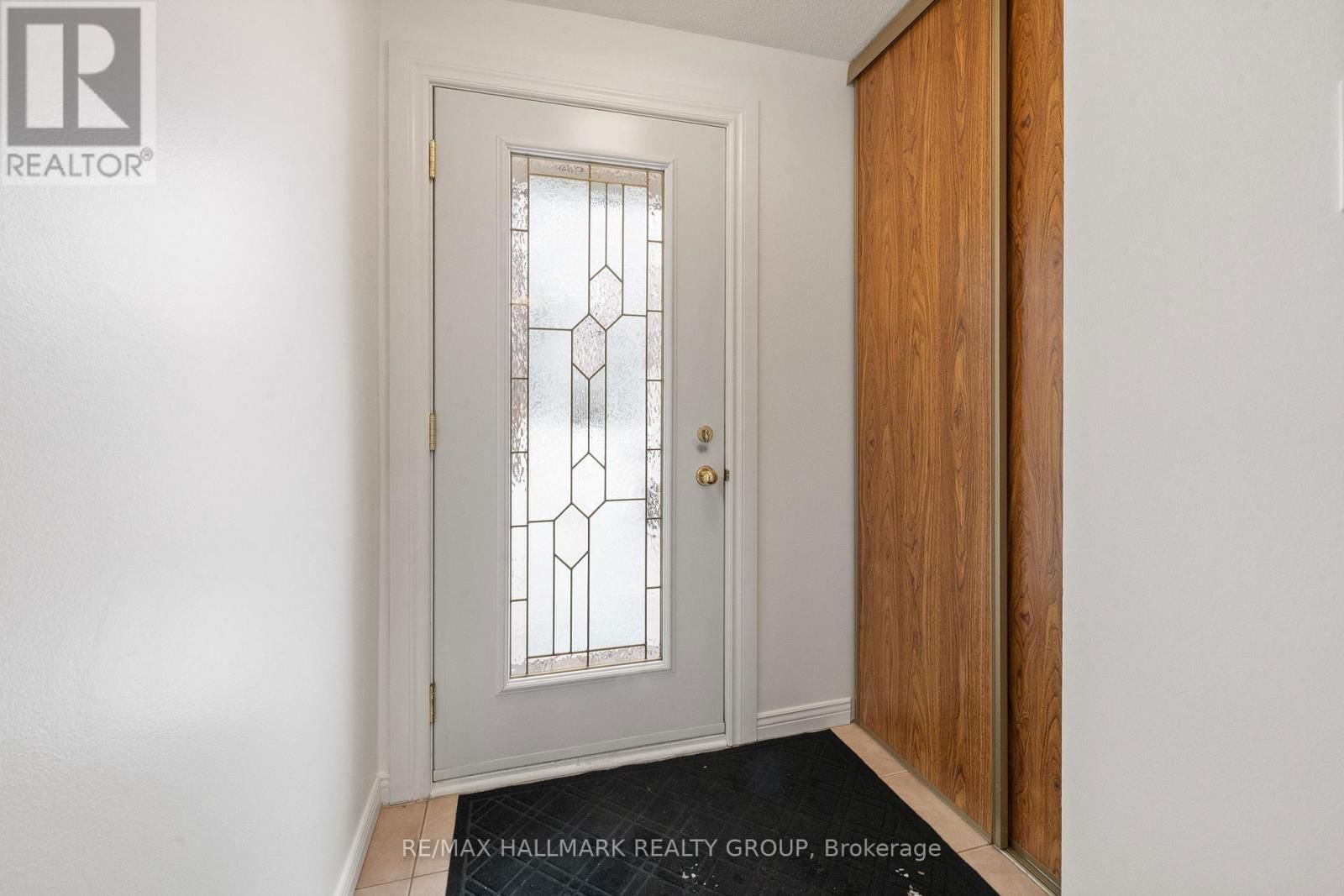 207 PARK GROVE DRIVE Image 2
