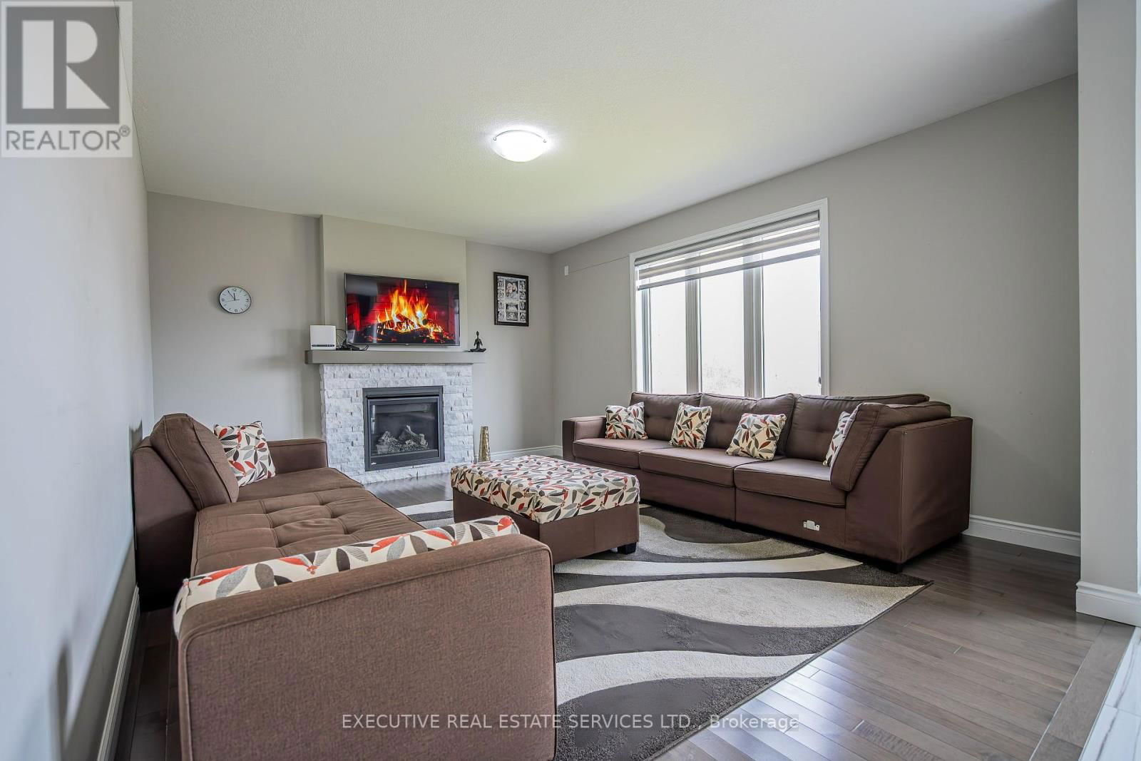 337 MASTERS DRIVE Image 16