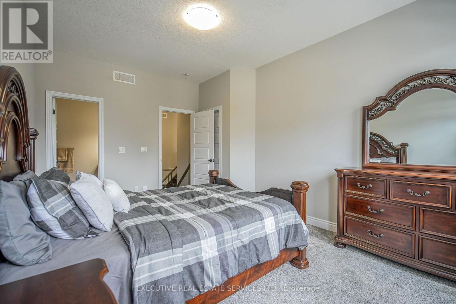 337 MASTERS DRIVE Image 26