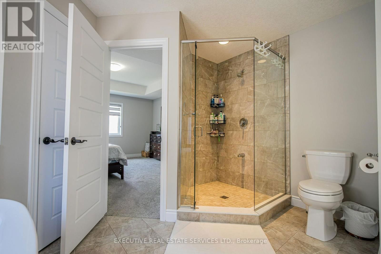 337 MASTERS DRIVE Image 29
